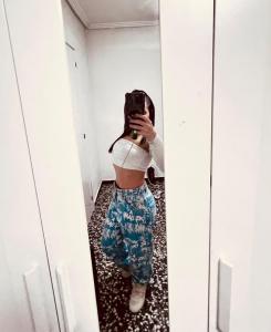 670345615: Chica busca chico en Valencia