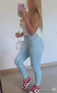 632876233: Chica busca chico en Sevilla