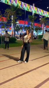 611217494: Chica busca chico en Málaga