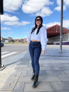613943818: Chica busca chico en León