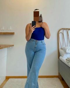 615504470: Chica busca chico en La Coruña