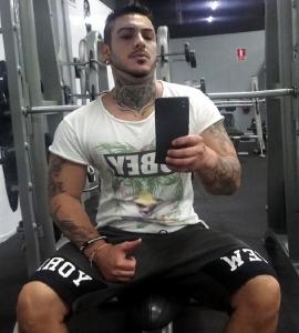 651358972: Chico busca chica en Sevilla