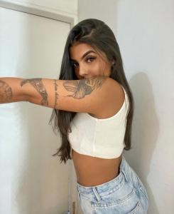 632115406: Chica busca chico en Sevilla