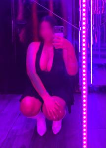 613543158: Chica busca chico en Valencia
