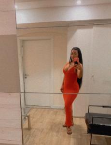 666314466: Chica busca chico en Ibiza