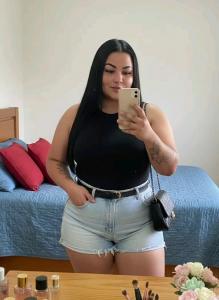 722338962: Chica busca chico en Barcelona