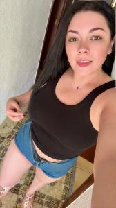 632040637: Chica busca chico en Barcelona