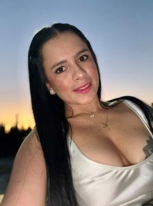 614923247: Chica busca chico en Murcia