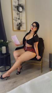 641917054: Chica busca chico en Sevilla