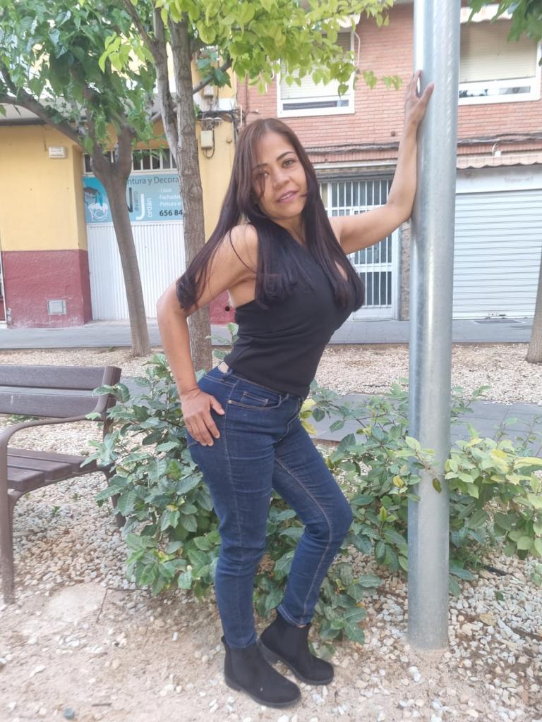 Chica busca chico en Murcia: 