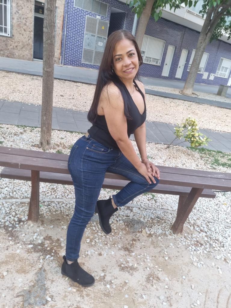 612576450: Chica busca chico en Murcia