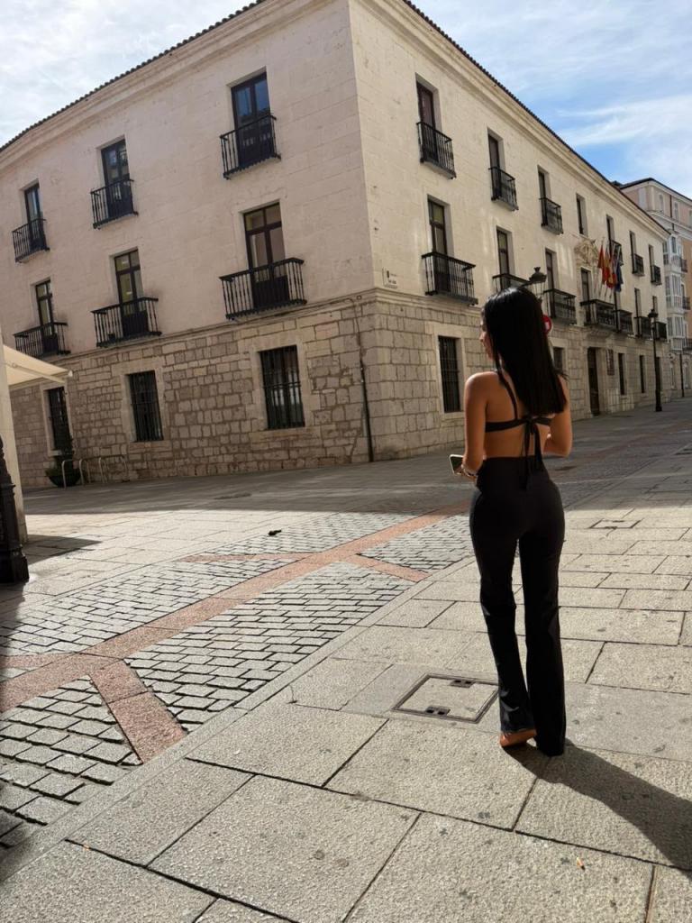 Chica busca chico en Lérida: 