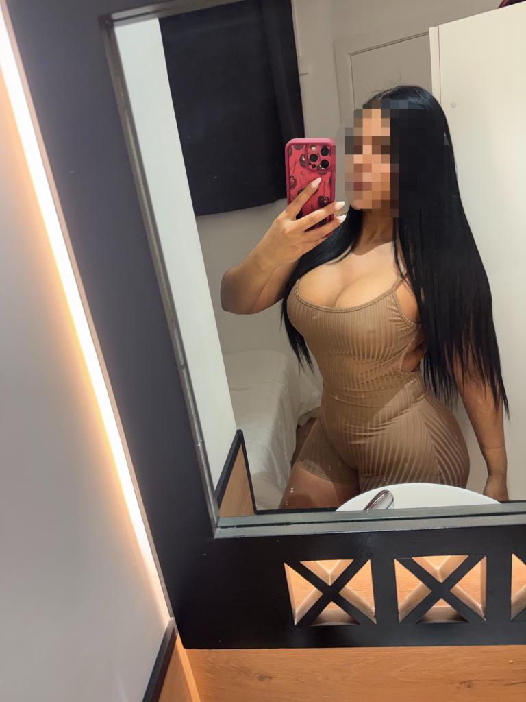 Chica busca chico en Murcia: 