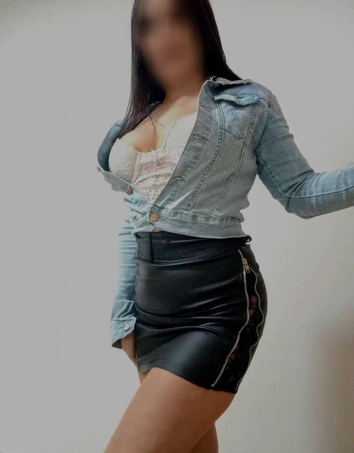 Chica busca chico en Cádiz: 