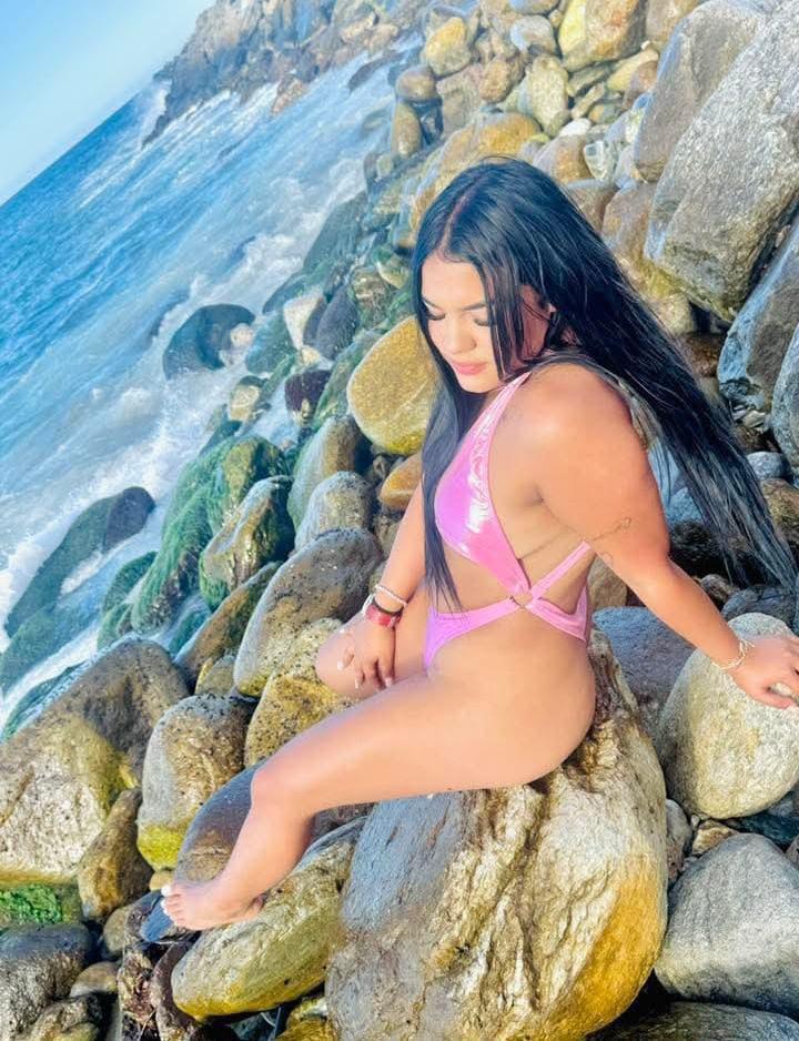613259452: Chica busca chico en Valencia