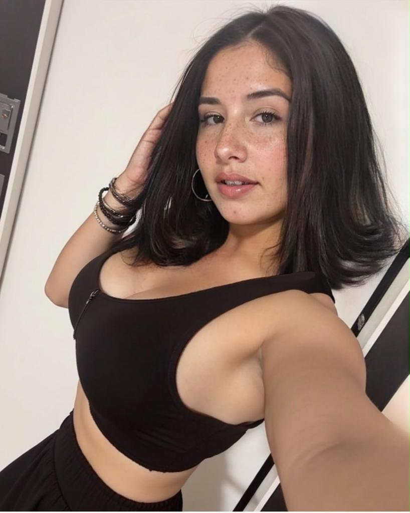 672111595: Chica busca chico en Ibiza