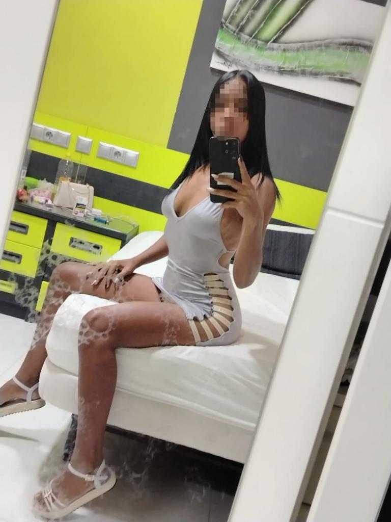 632993958: Chica busca chico en Granada