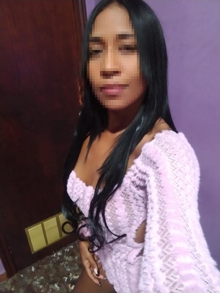 Chica busca chico en Granada: 