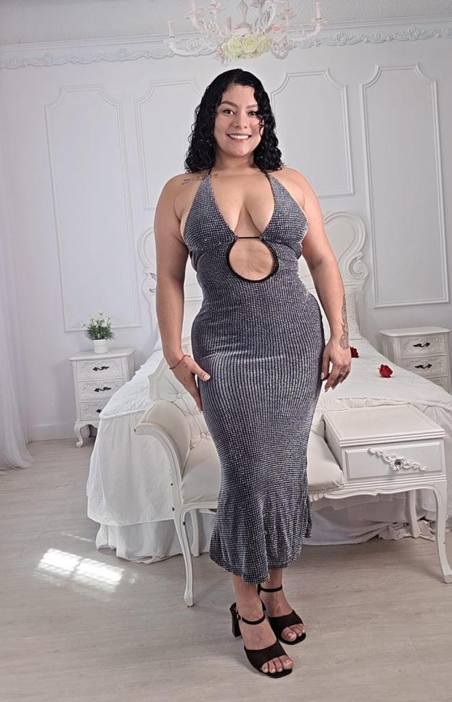634935391: Chica busca chico en Barcelona