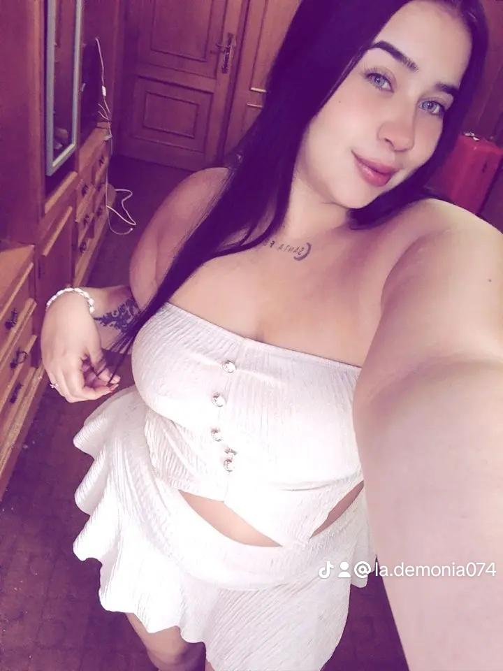 632481415: Chica busca chico en Pontevedra