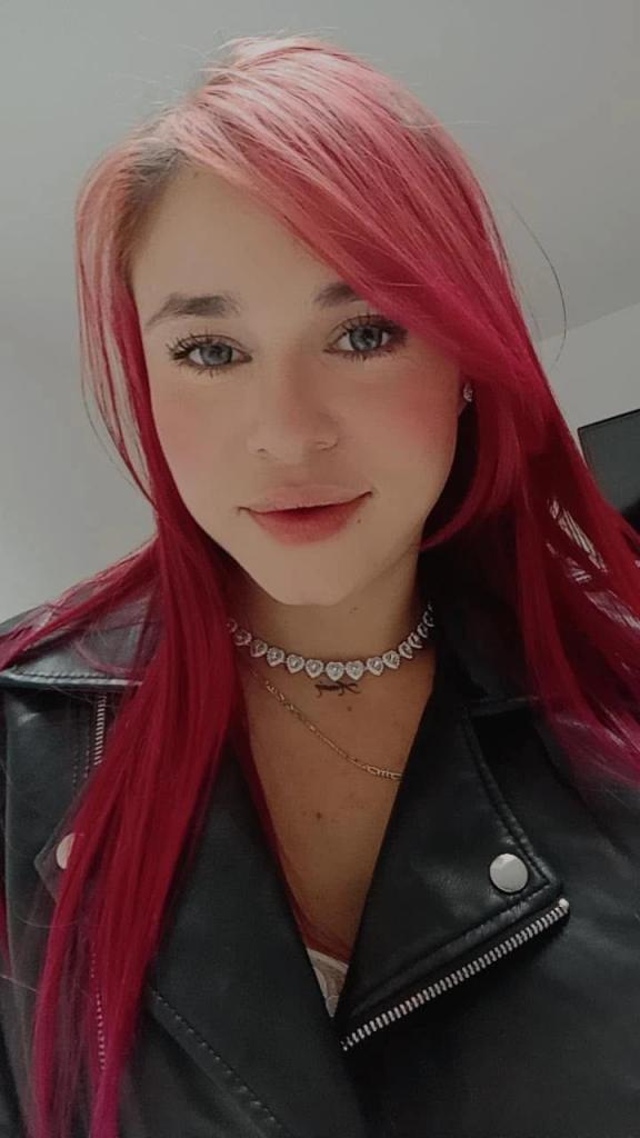 Chica busca chico en Cádiz: 