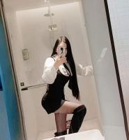 697388301: Chica busca chico en Málaga