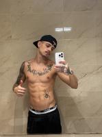 613497086: Chico busca chica en Barcelona