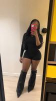 617260513: Chica busca chico en Barcelona