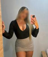 631767688: Chica busca chico en Barcelona