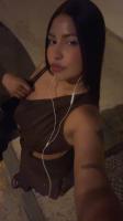 613865183: Chica busca chico en Barcelona