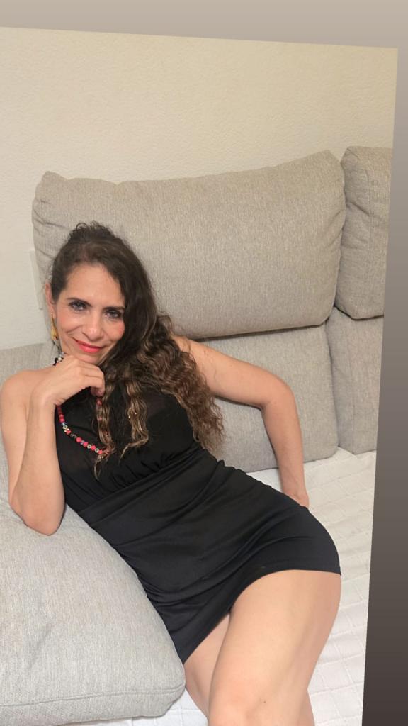 660784451: Chica busca chico en Córdoba