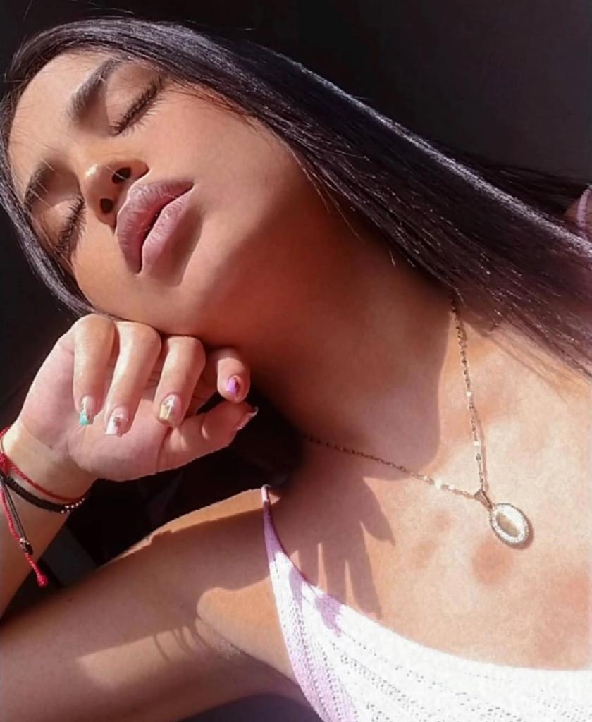 745054338: Chica busca chico en Badajoz