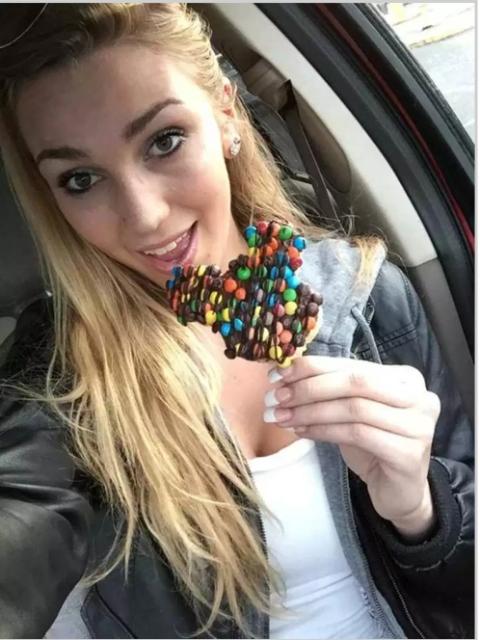 613516700: Chica busca chico en Murcia