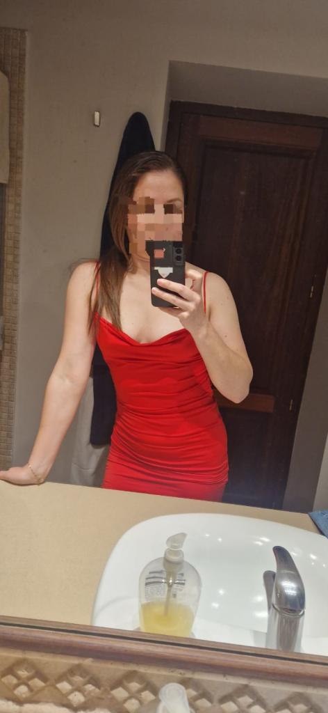 Chica busca chico en Ibiza: 