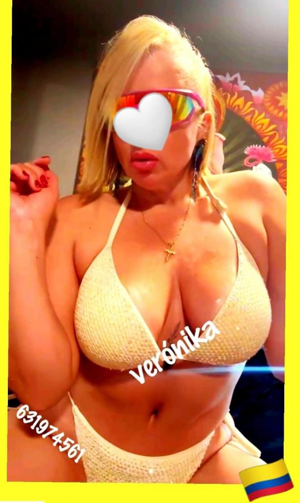 Chica busca chico en Ibiza: Chica busca chico
