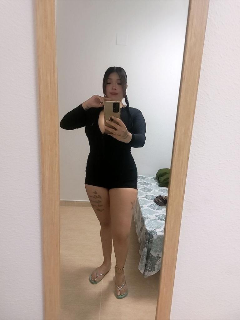 632208285: Chica busca chico en Madrid