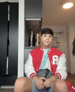 Chico busca chica en Alicante: 