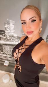 617085684: Chica busca chico en Málaga