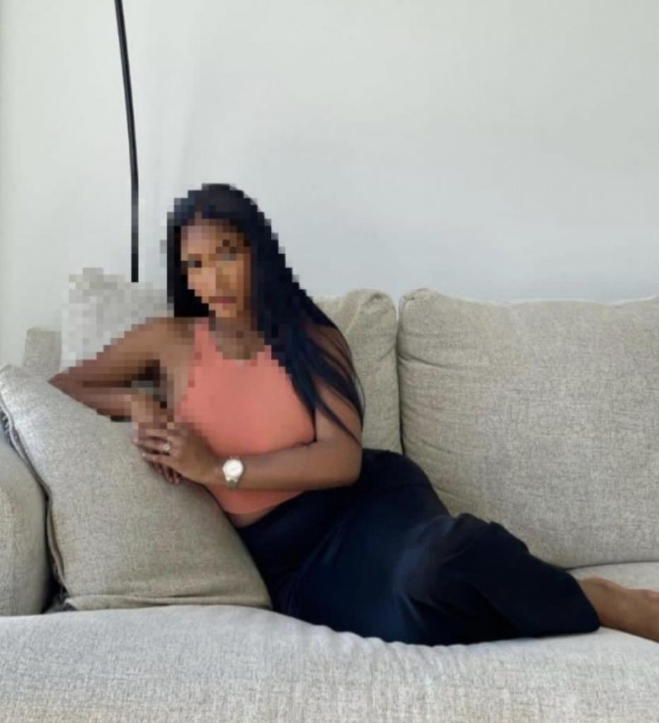 643582831: Chica busca chico en Gerona