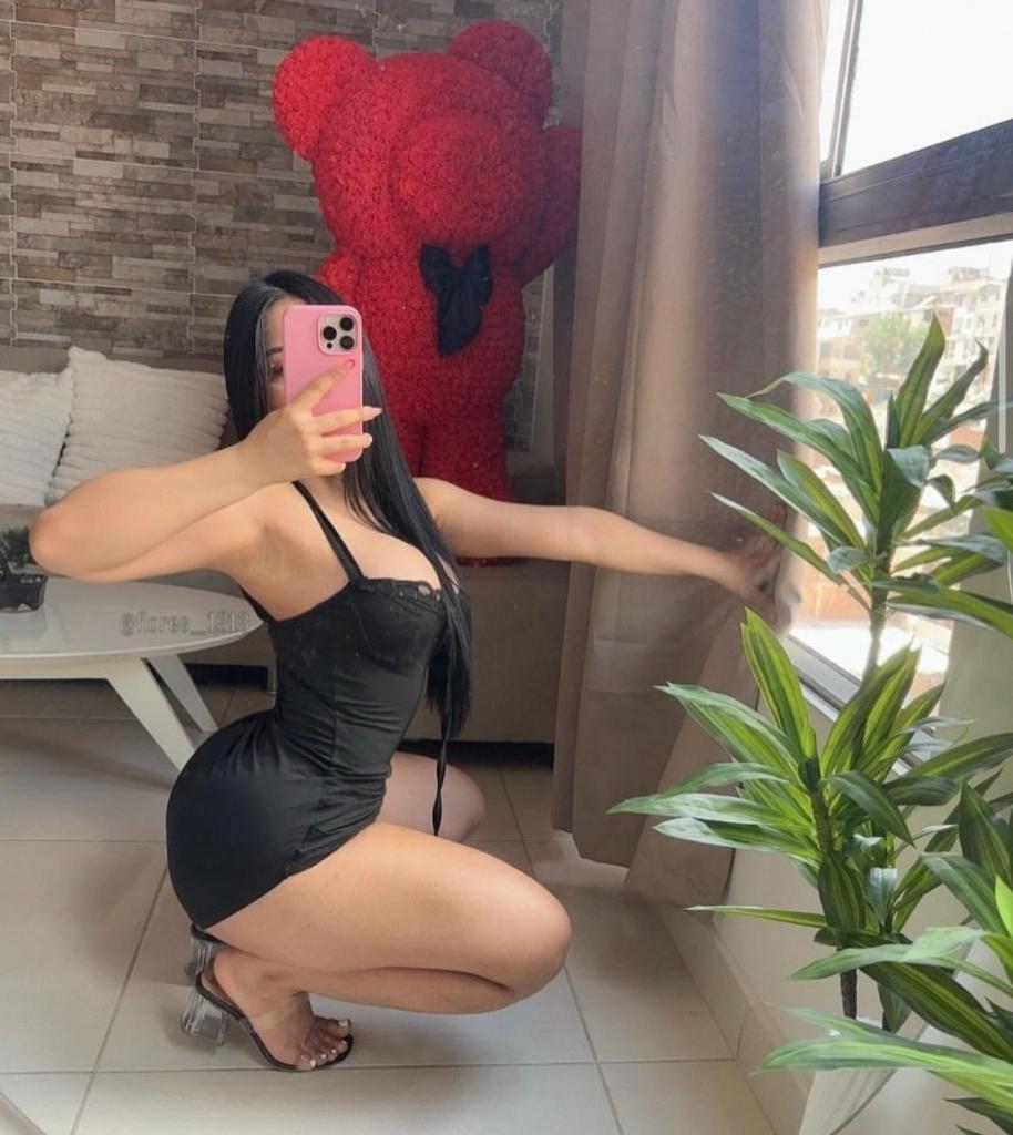 Chica busca chico en Almería: 