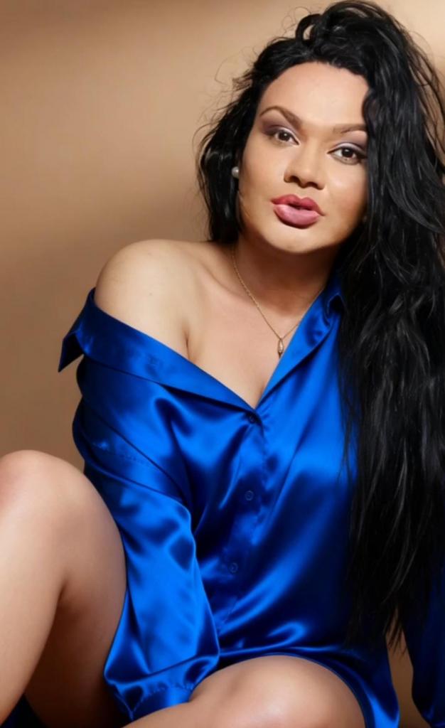 611020452: Transexual en La Coruña