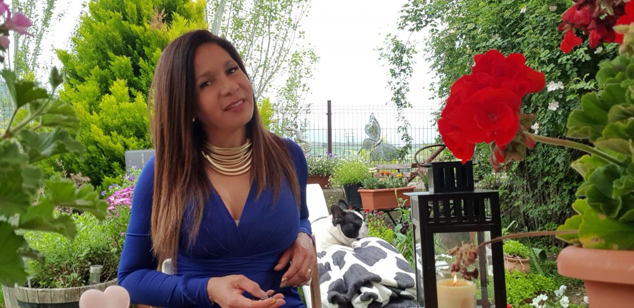 686337971: Chica busca chico en Huesca