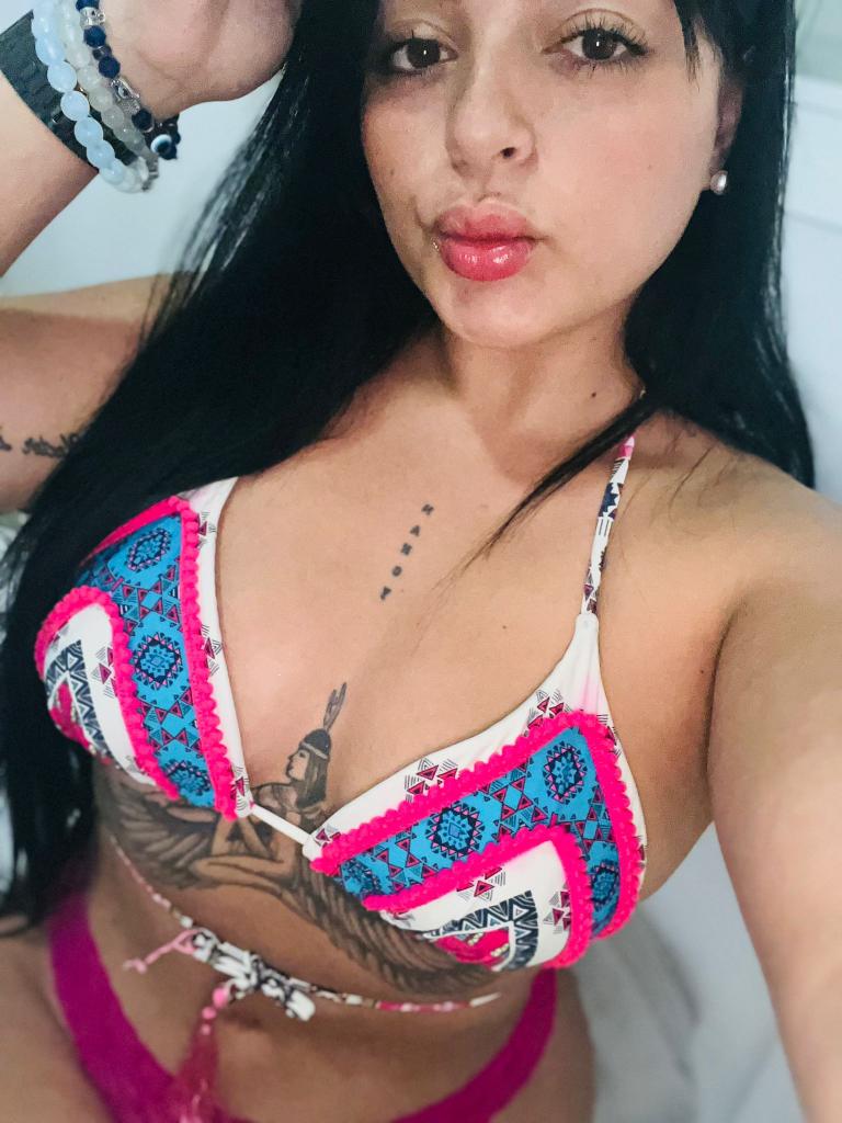 Chica busca chico en Cádiz: 