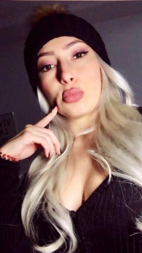 635827834: Chica busca chico en Madrid