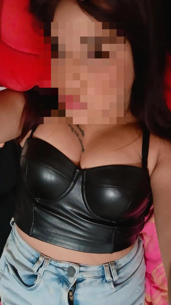 604249855: Chica busca chico en León