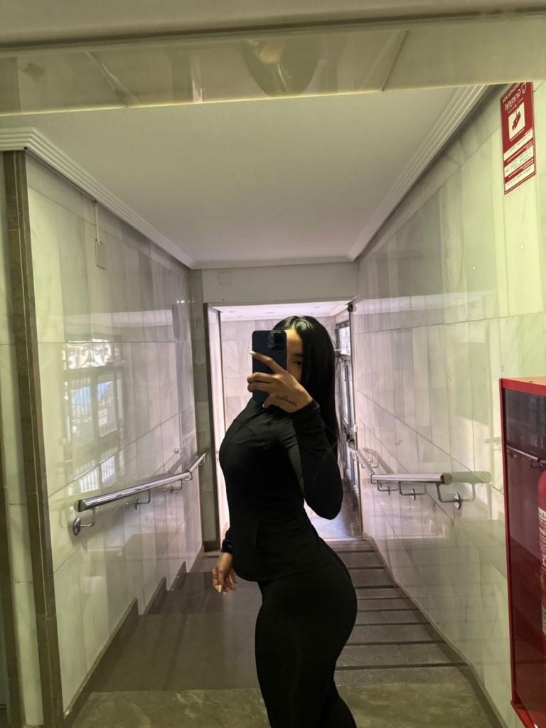 Chica busca chico en Almería: 