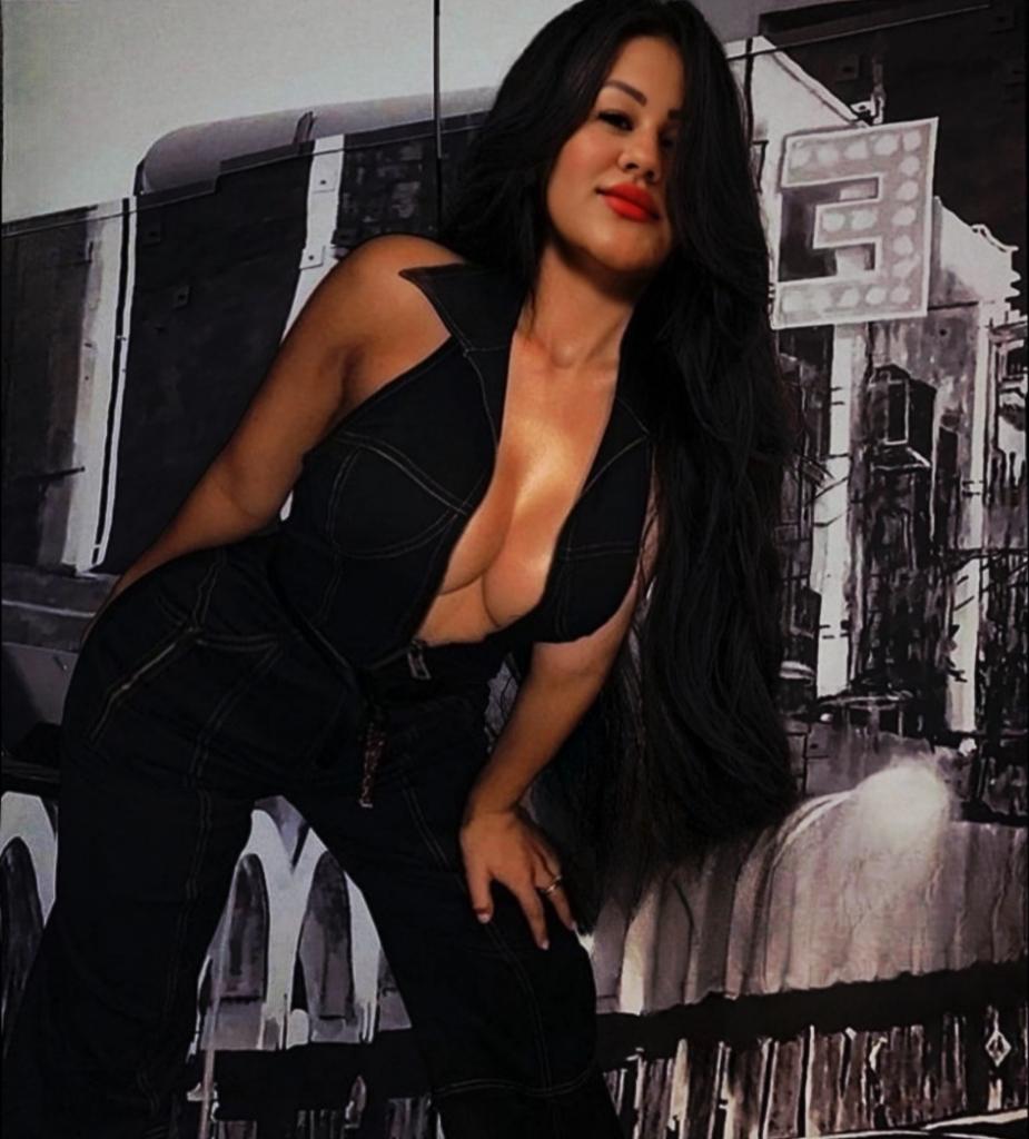 Chica busca chico en Menorca: 