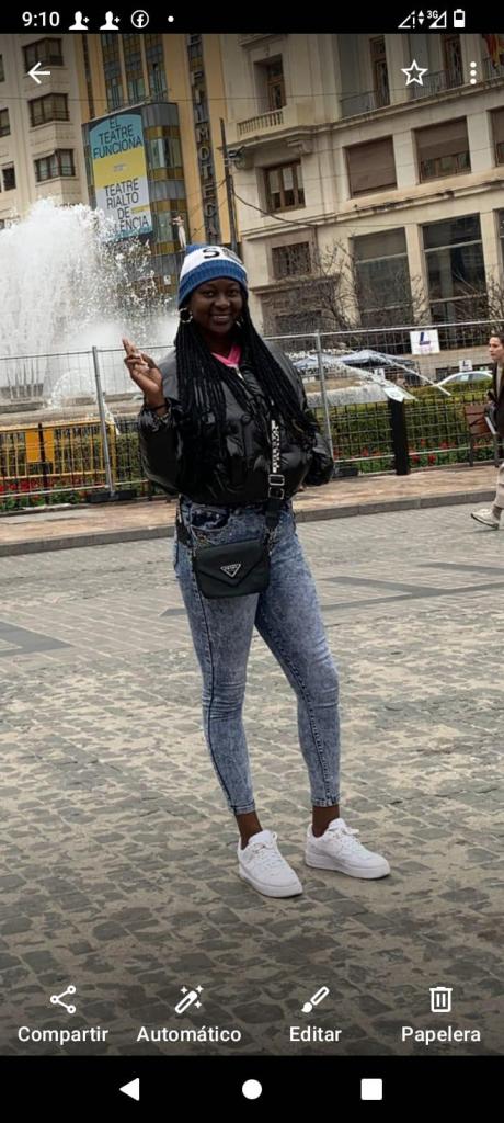 Chica busca chico en Sevilla: 