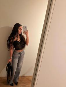 670448668: Chica busca chico en Sevilla