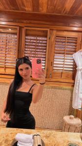 661144131: Chica busca chico en Málaga